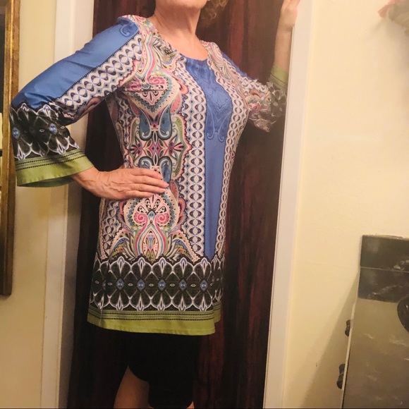 Fun, fanciful Tunic - Picture 5 of 7